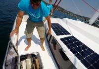besætning overnatning hatch neel 45 trimaran yacht